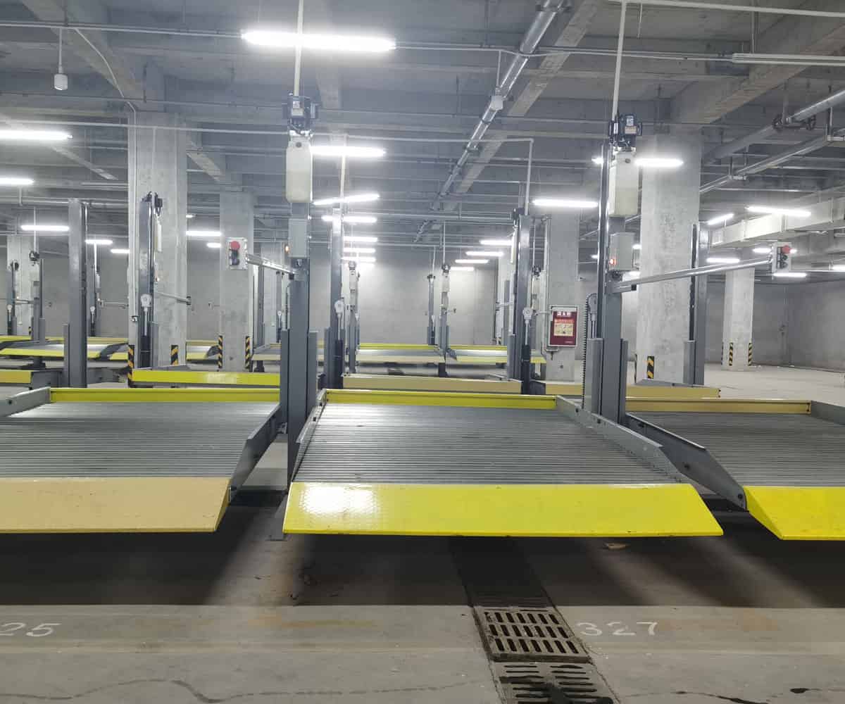 四柱簡易升降立體停車設備回收.jpg